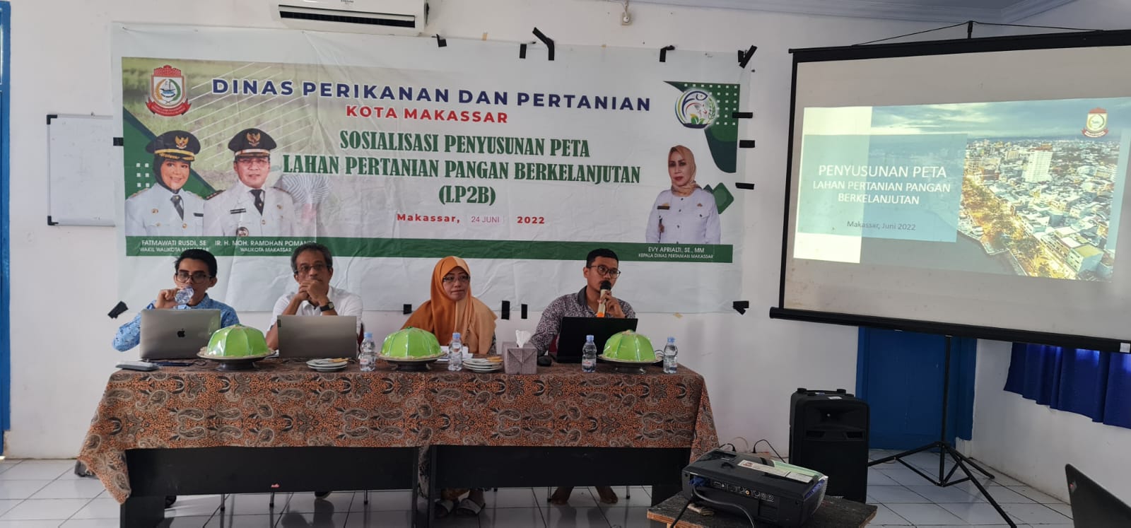 Dinas Perikanan dan Pertanian melakukan kegiatan Sosialisasi Penyusunan Peta Lahan Pertanian Pangan Berkelanjutan (LP2B). bertempat di Balai Penyuluh Pertanian (BPP) Barombong