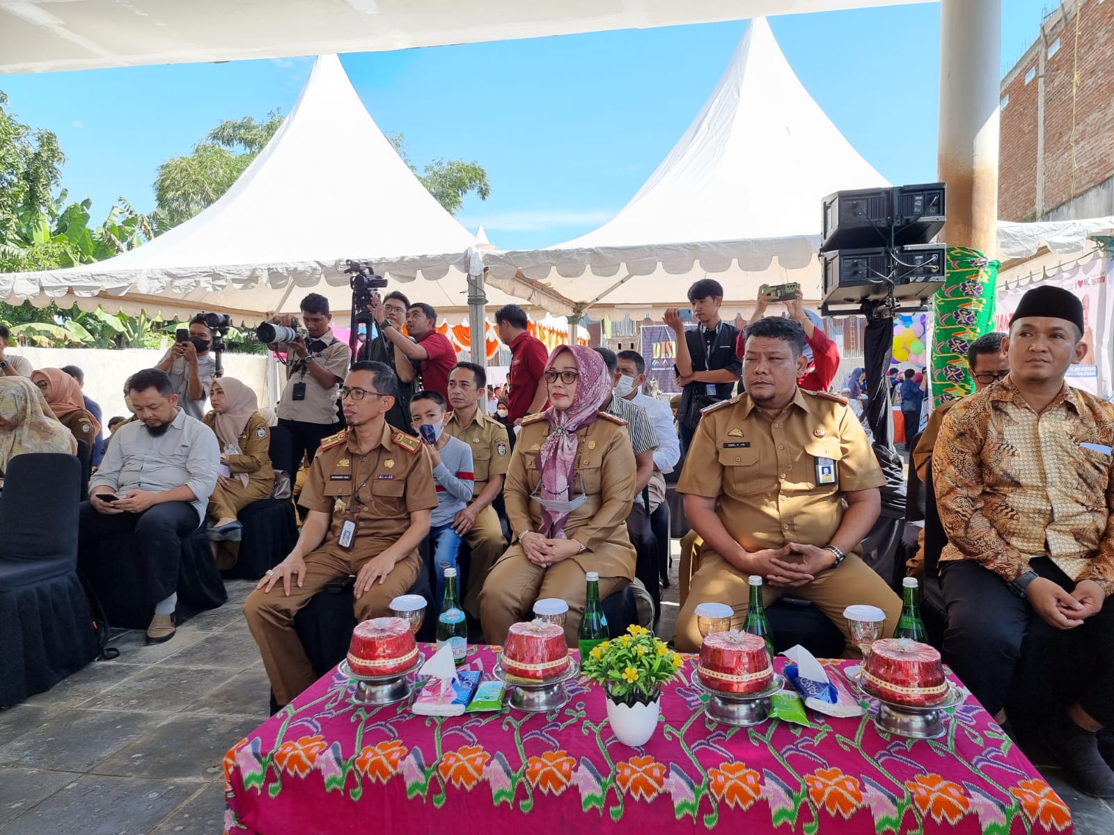 Sekretaris Dinas Perikanan dan Pertanian Kota Makassar menghadiri kegiatan Ragam Atraksi Seni Budaya Makassar di Lorong Wisata