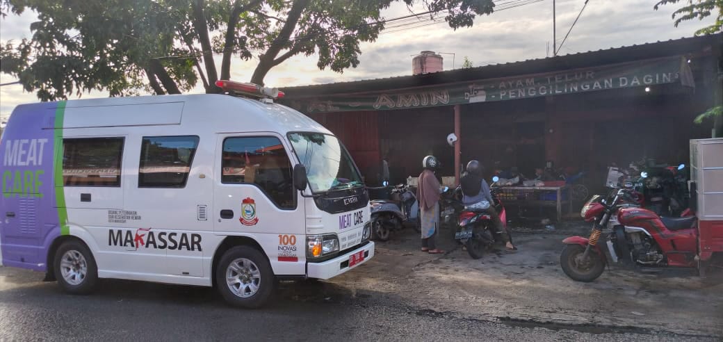 Dinas Perikanan dan Pertanian (DP2) Kota Makassar melakukan kegiatan Pengawasan Peredaran Produk Asal Hewan yang dilaksanakan di 2 lokasi dengan sasaran Pasar Tradisional yaitu : Tempat Pemotongan Ung