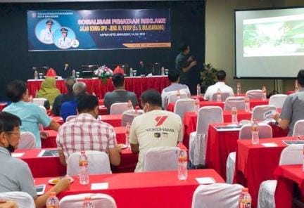 Bapenda Makassar Mulai Lakukan Penataan Reklame di Dua Titik Lokasi