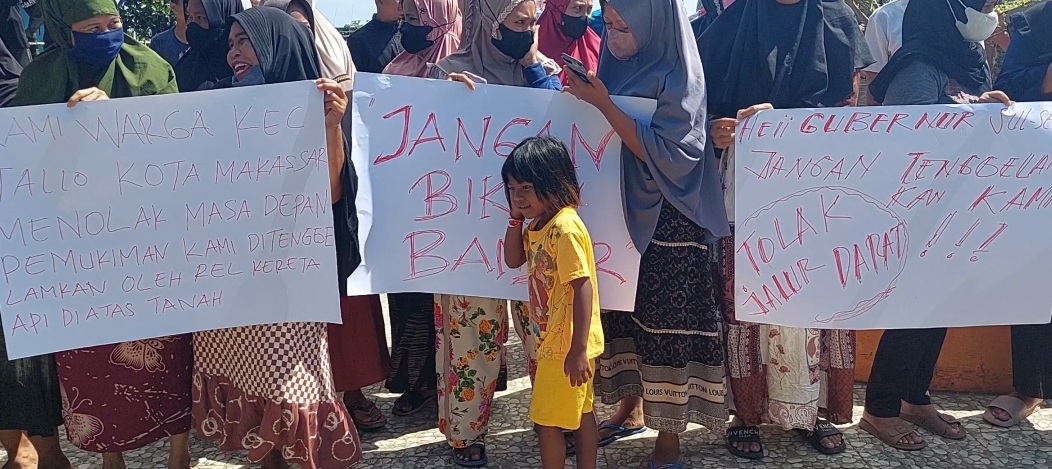 Walhi Tolak Jalur Kereta Api Via Darat, Jika Timbulkan Ini ke Warga