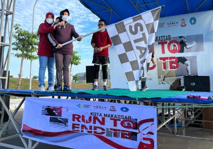 Lepas Peserta Run to End TB, Indira Jusuf Ismail Optimistis Makassar Capai Target Eliminasi TB 2030