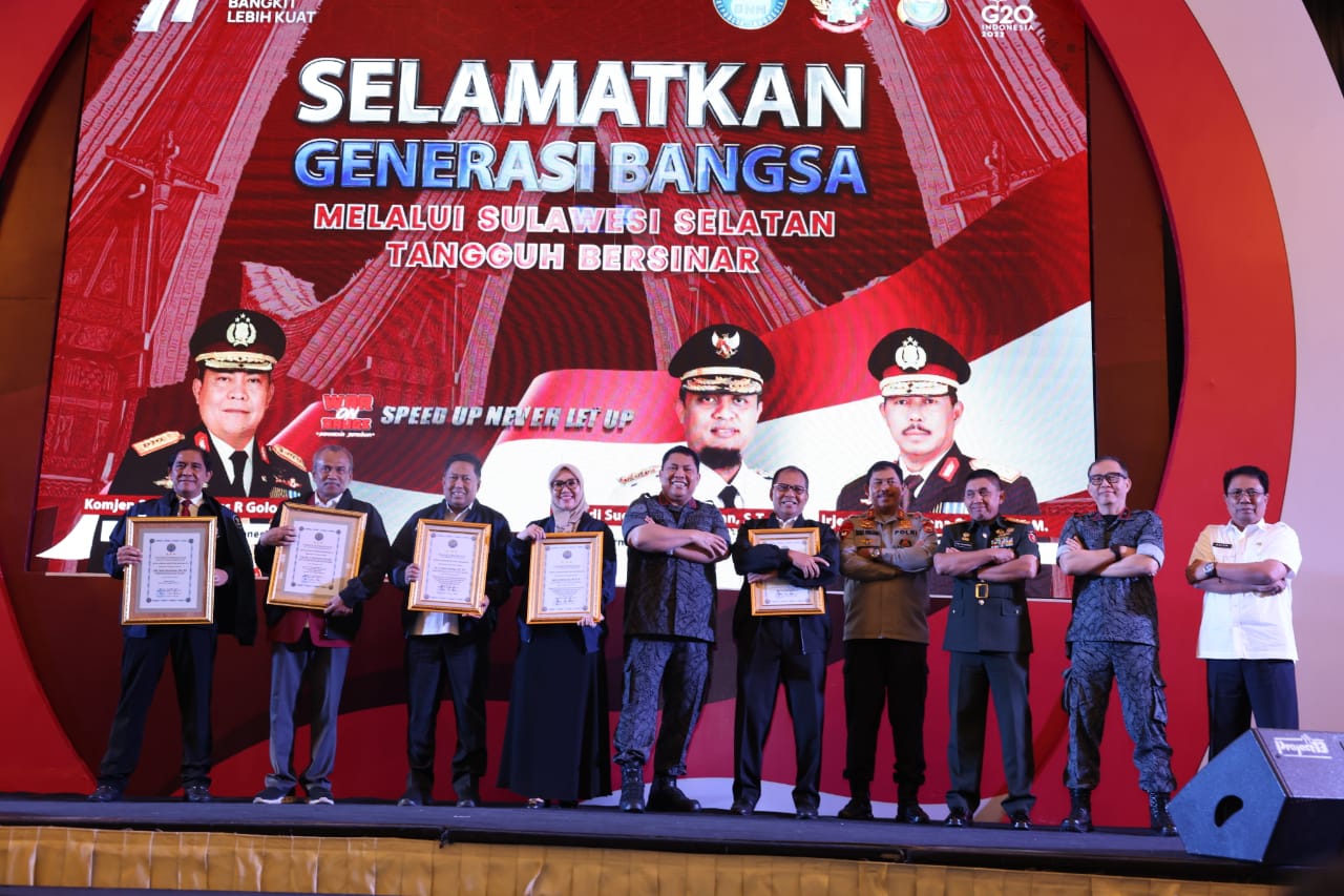 Program Inovasi Lorong Wisata Bersinar Antarkan Wali Kota Makassar Raih Penghargaan, Ciptakan Lorong Produktif