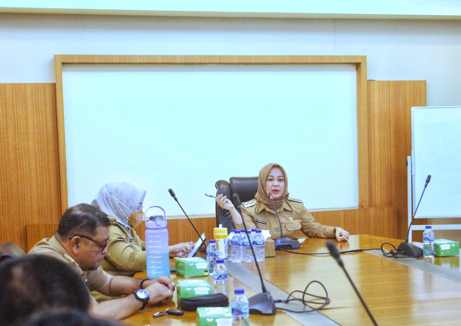 Jelang Penilaian Adipura Fatmawati Bahas Budaya Bersih Bersama Seluruh Camat