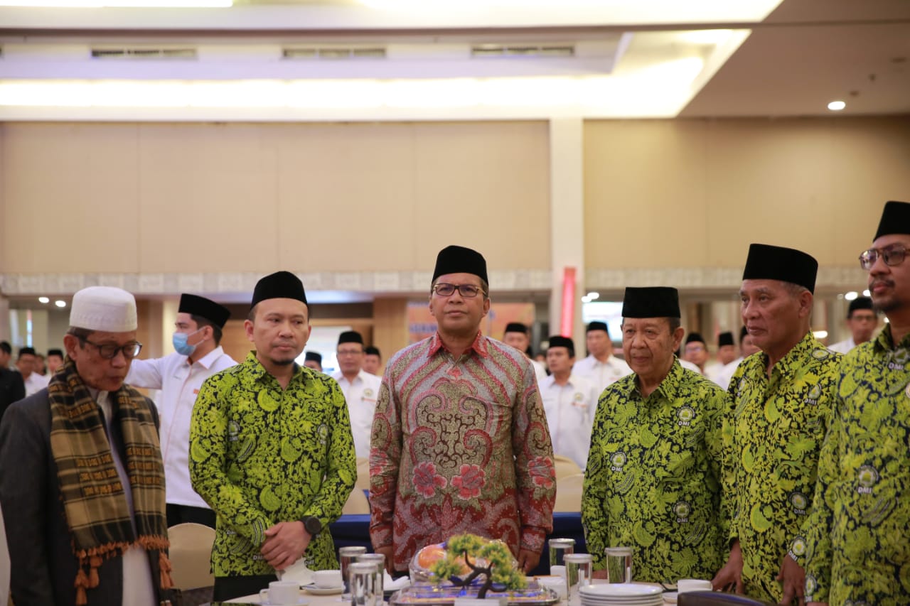 Wali Kota Danny Bersama Pengurus DMI Kota Makassar Bersinergi Perkuat Keimanan Umat