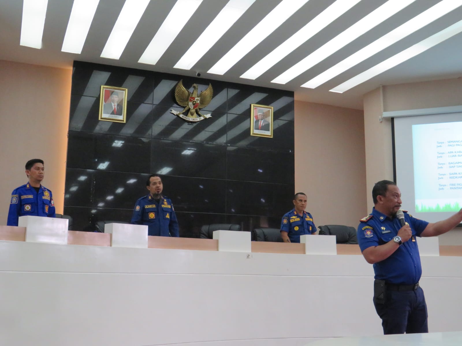 100 Anggota dan Anak Binaan Batalyon 120 Dibina Jadi Relawan Kebakaran Kota Makassar