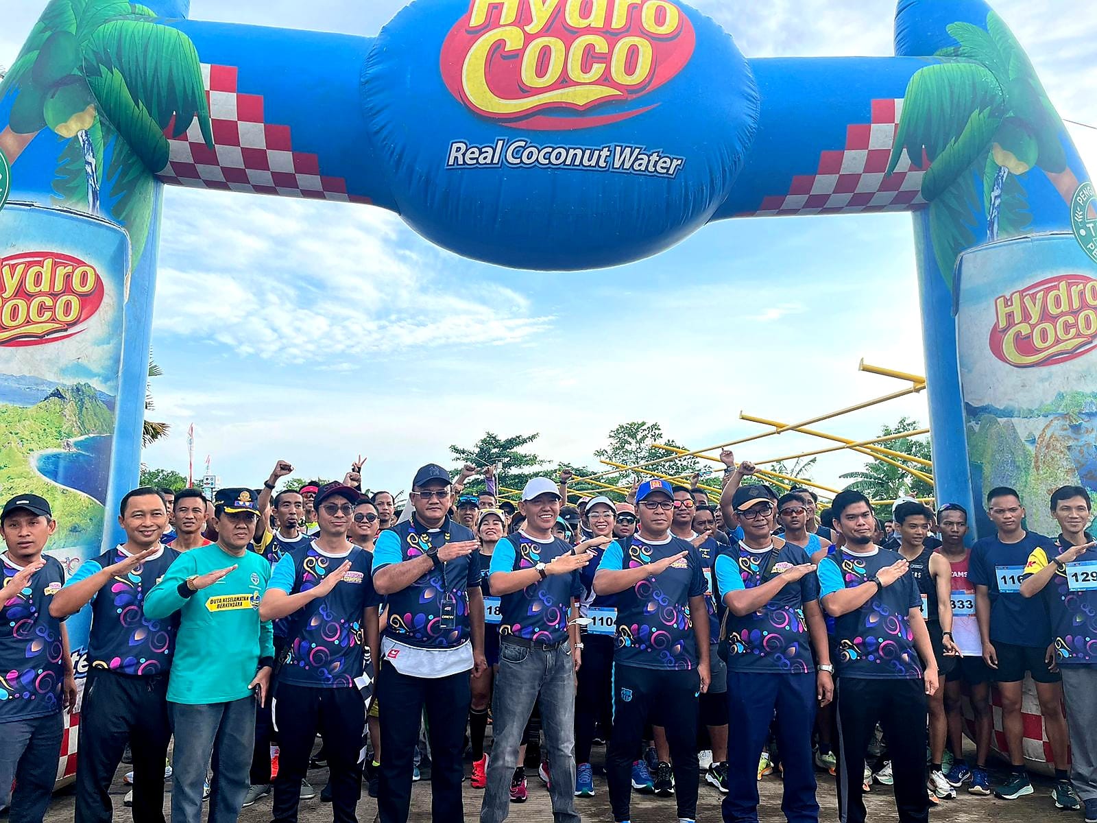 Wali Kota Danny Lepas Peserta Passport De Campus Fun Run 5K Politeknik Penerbangan  Makassar