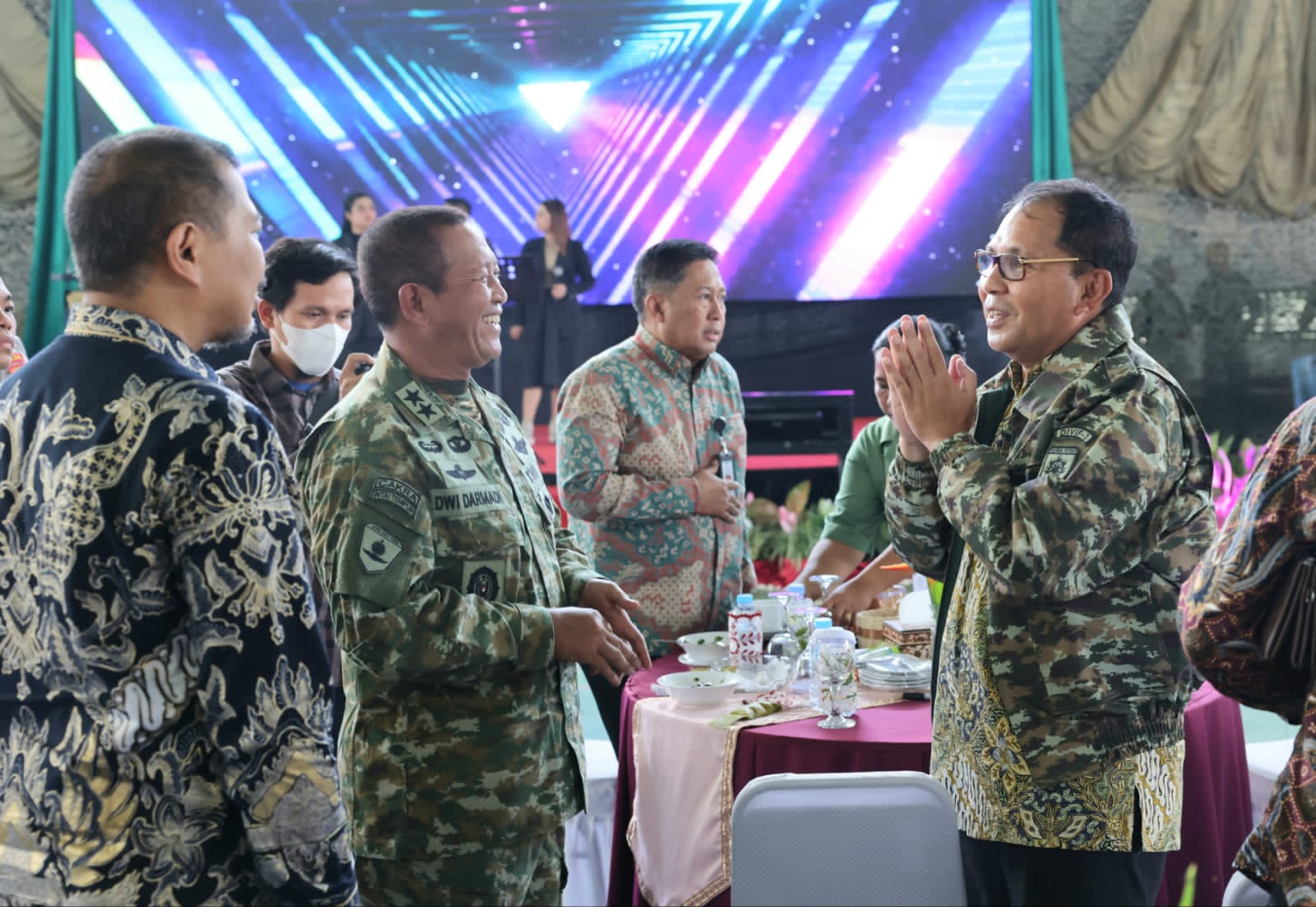 Pisah Sambut Pangdivif 3/Kostrad, Dwi Darmadi Puji Wali Kota Makassar Danny Pomanto