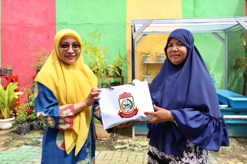Kunjungi Lorong Wisata, Dinas Kominfo Kota Makassar Games Bareng IRT