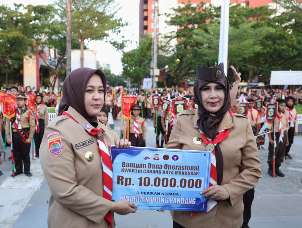 Imbau Fokus Berlatih, Fatmawati Rusdi Tutup Lomba Tingkat II Kwarran Tiga Kecamatan