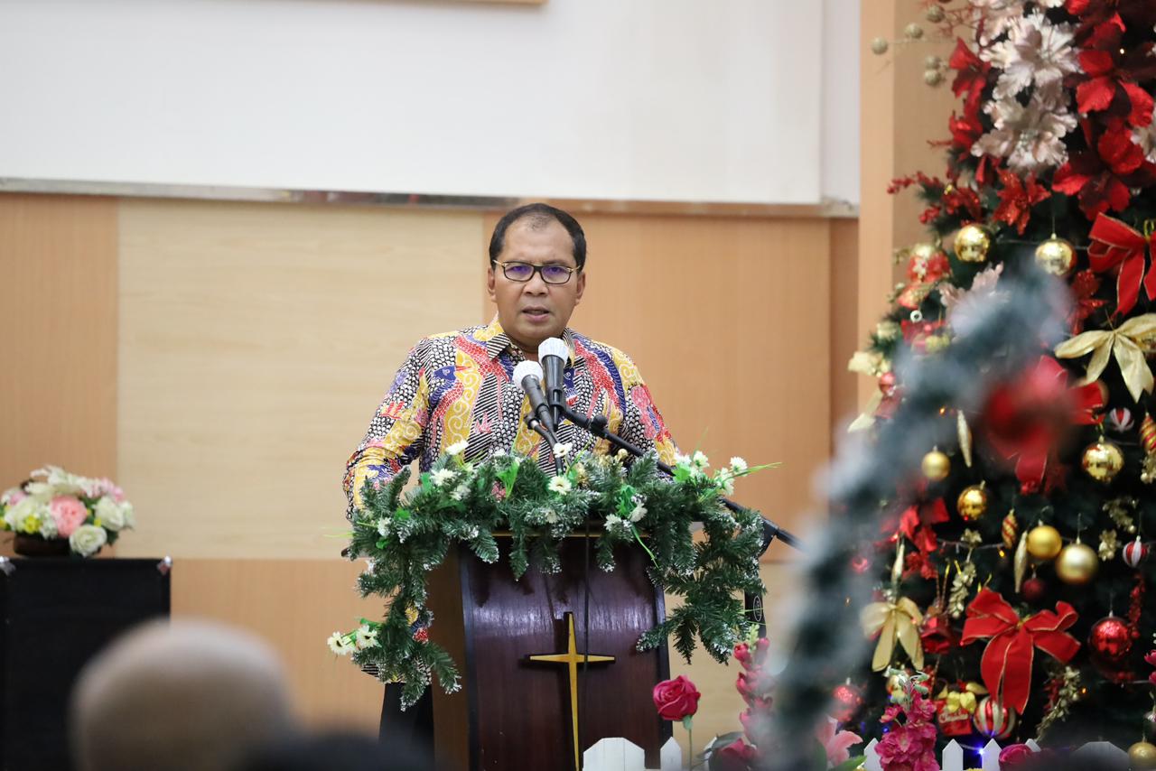 Danny Pomanto Gaungkan Program Jagai Anakta' di Perayaan Natal GKSS Jemaat Makkio Baji