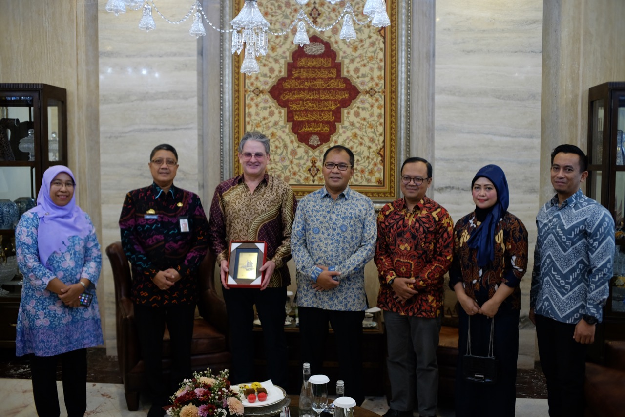 Jajaki Kembali Kerjasama, Executive Director For Global NIU Temui Danny Pomanto