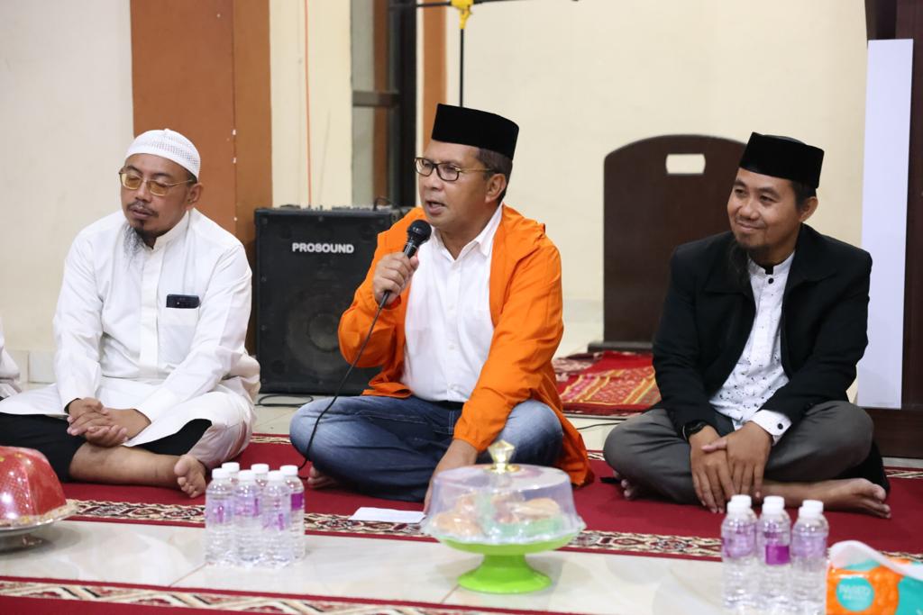 Silaturahmi di Pondok Pesantren Ibnu Qayyim, Danny Gaungkan Jagai Anakta