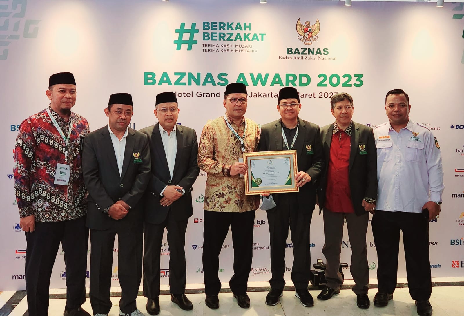 Wali Kota Makassar Danny Pomanto Kembali Raih Penghargaan Baznas Award 2023