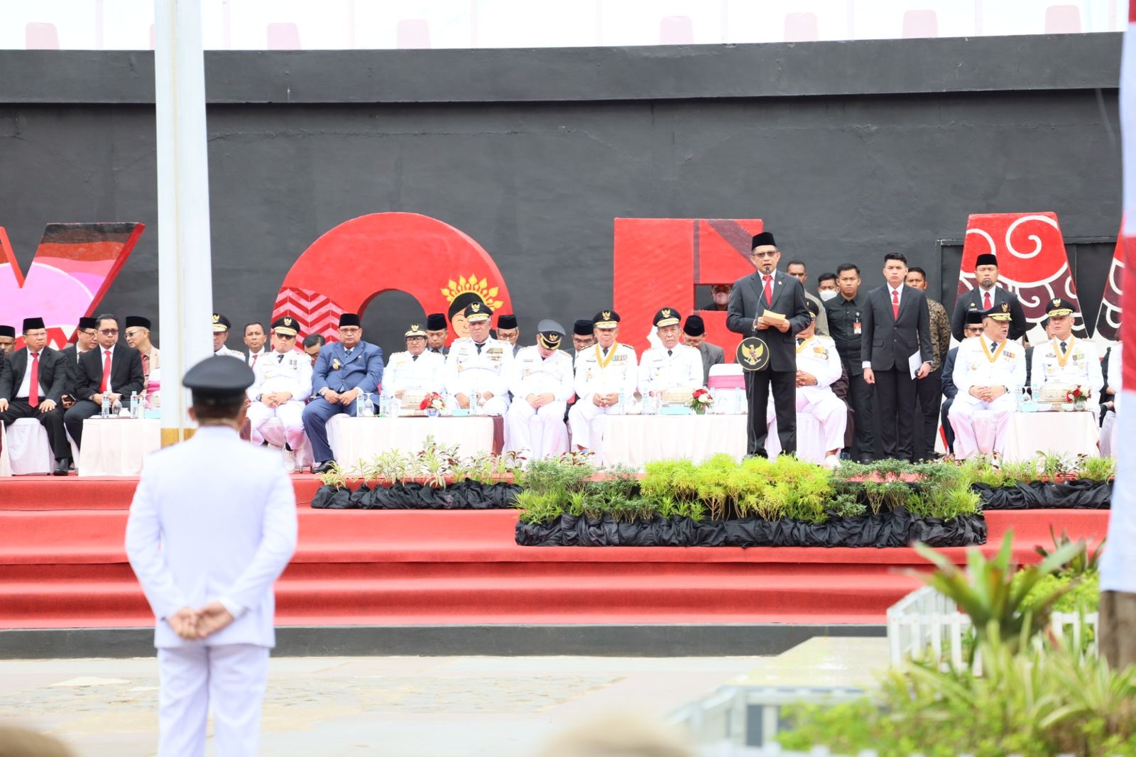 Mendagri Tito ke Wali Kota Danny: Kalau Pak Danny yang Buat Acara Selalu Ada Kejutan