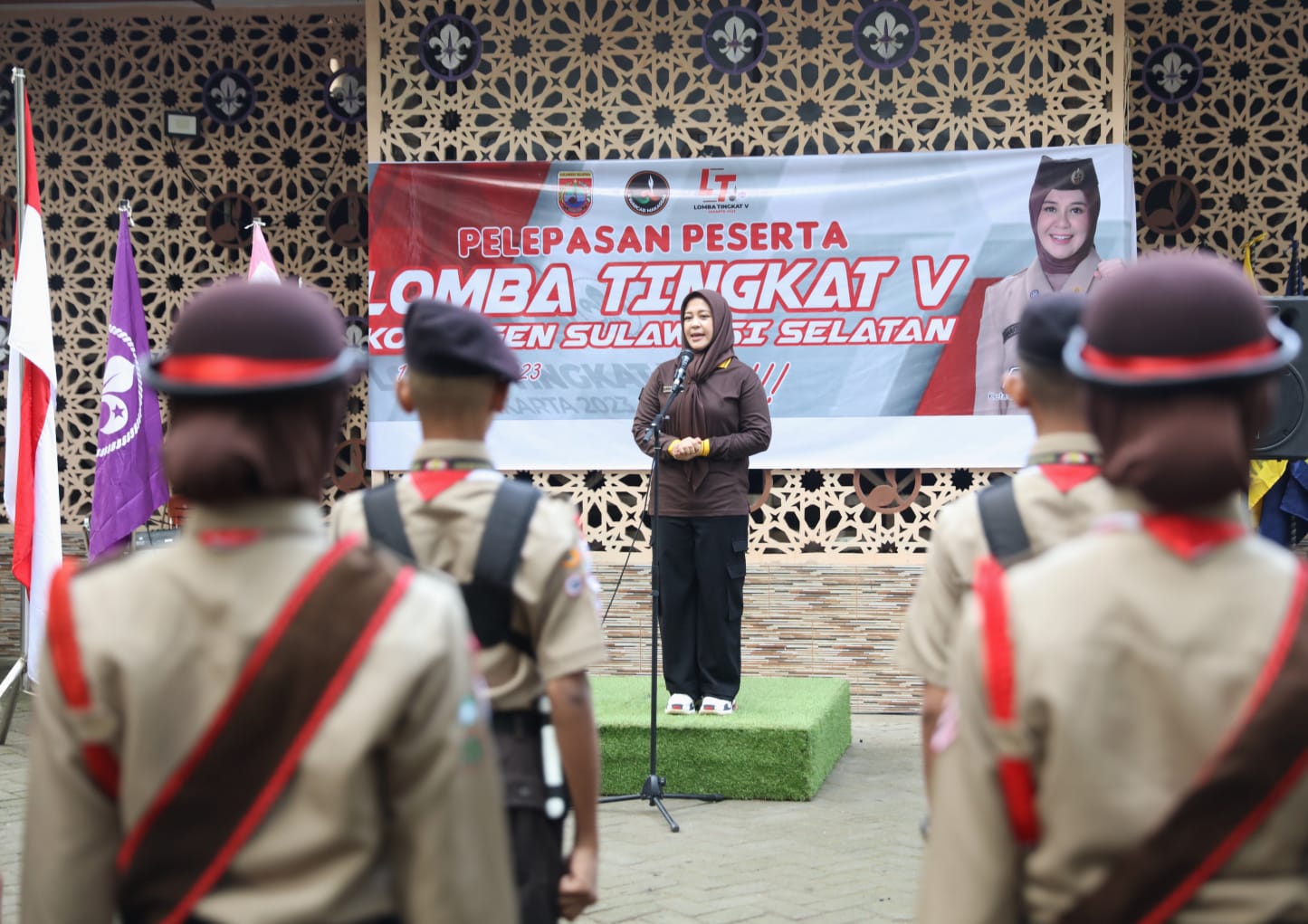 Fatmawati Rusdi Lepas Putra-Putri Pramuka Makassar Wakili Sulsel Lomba di Cibubur