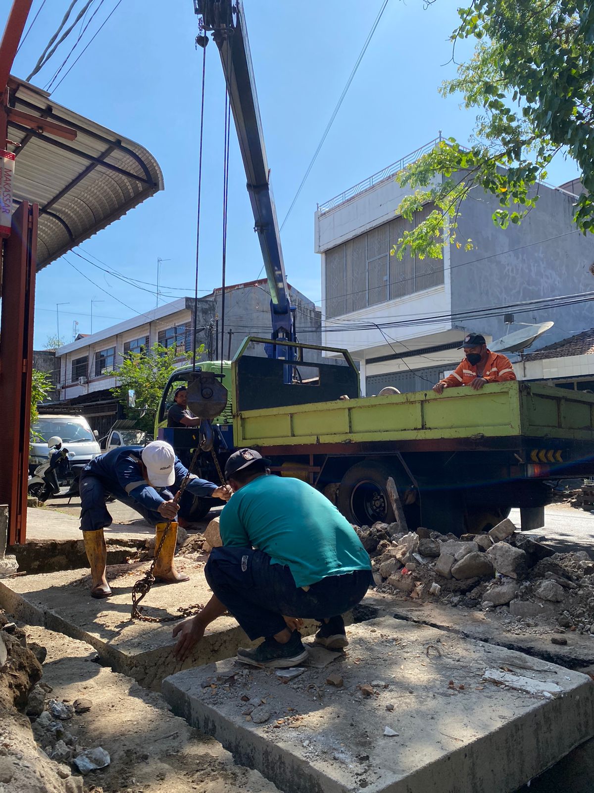 Jalan Rusak, Dinas PU Makassar Cepat Respon Keluhan Warga