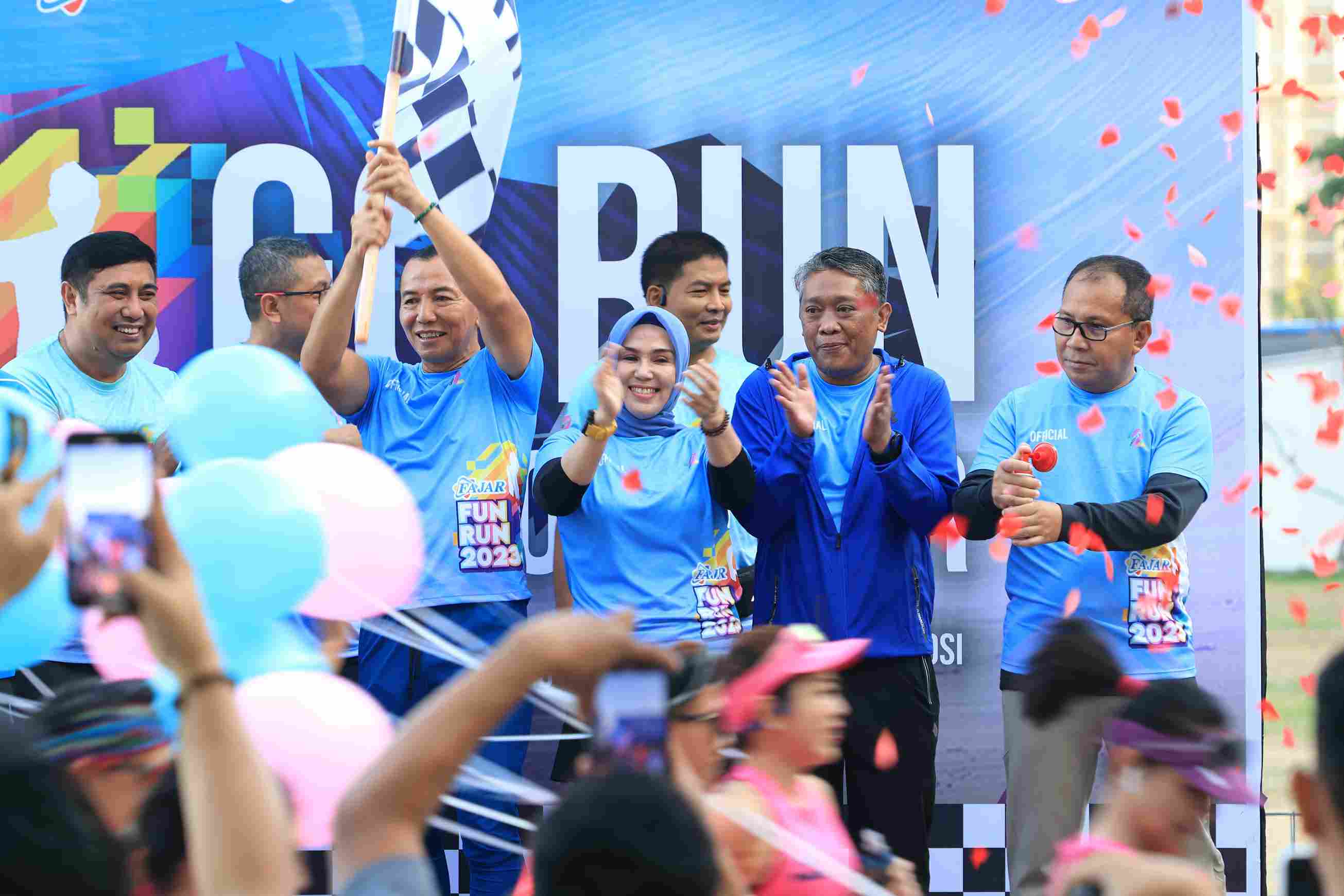 Wali Kota Danny Pomanto Ikut Ramaikan Pelepasan Fajar Fun Run 2023 di Karebosi