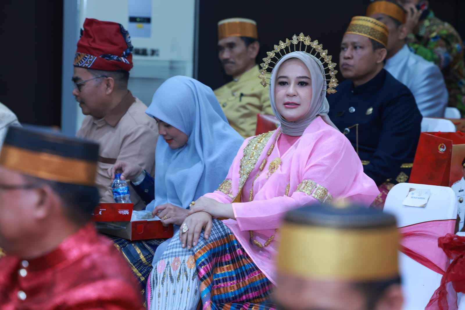 Hadiri Rapat Paripurna Peringatan Hari Jadi Sulsel ke 354 Tahun, Fatmawati Rusdi Harap Bahu Membahu Bangun Sulsel Lebih Maju