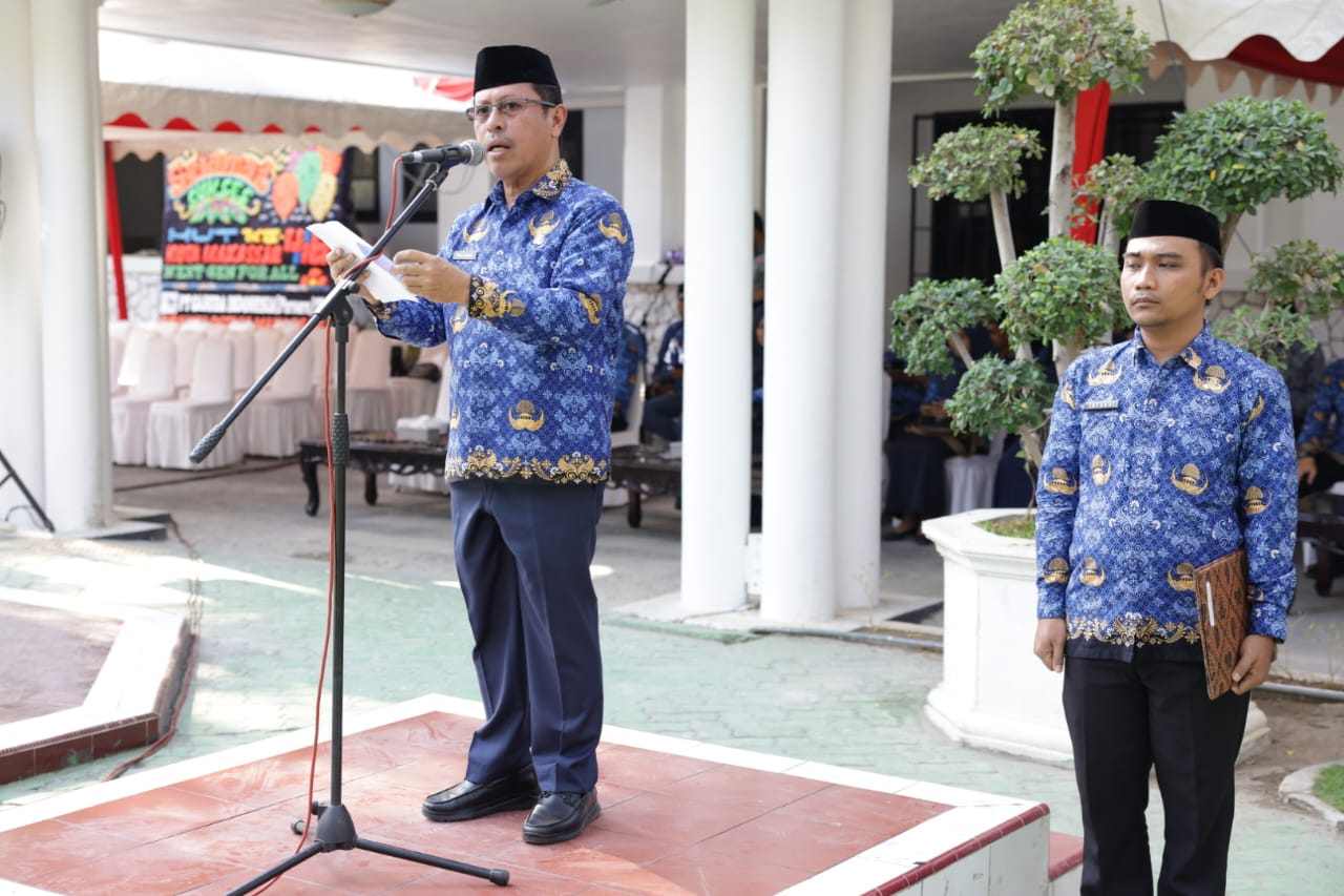 Hari Pahlawan, Sekda Kota Makassar Kobarkan Semangat Perangi Kemiskinan dan Kebodohan