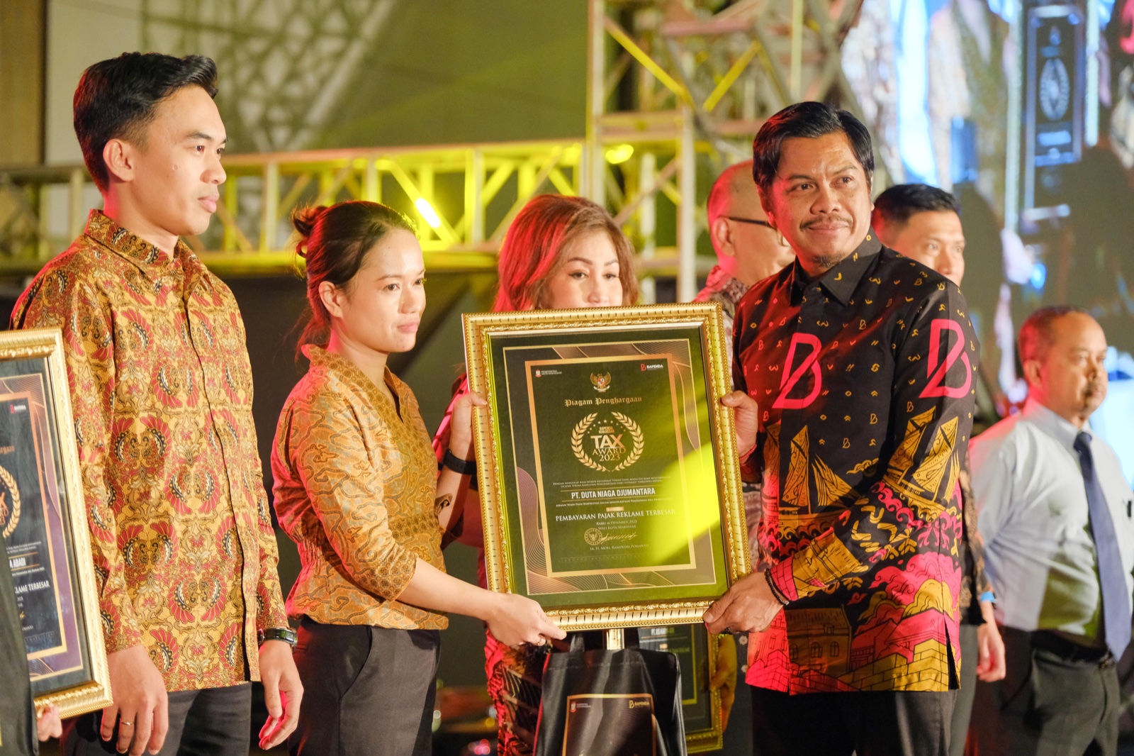 Gelar TAX Award 2023, Bapenda Makassar Surplus Pendapatan 140 M Dari Tahun Lalu