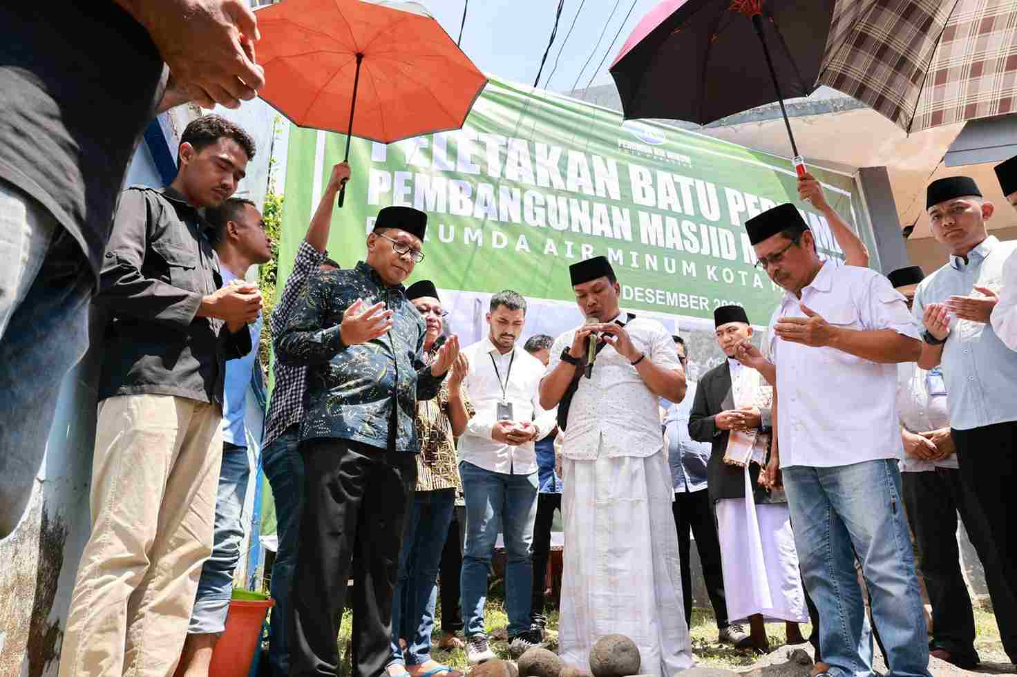 Danny Pomanto Resmikan Renovasi Pembangunan Masjid Ma'ul Hayat PDAM Makassar