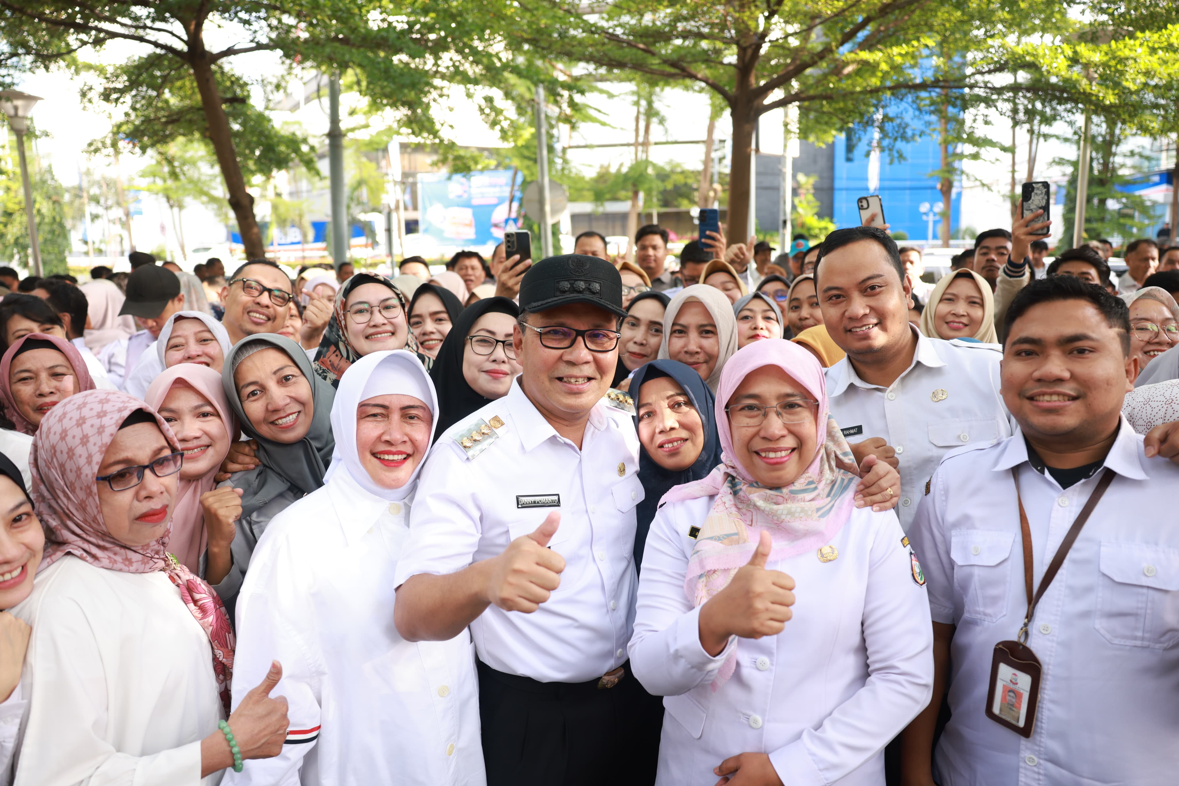 Suasana Haru Iringi Indira Yusuf Ismail Saat Pamit ke Pegawai Pemkot Makassar di Apel Terakhir