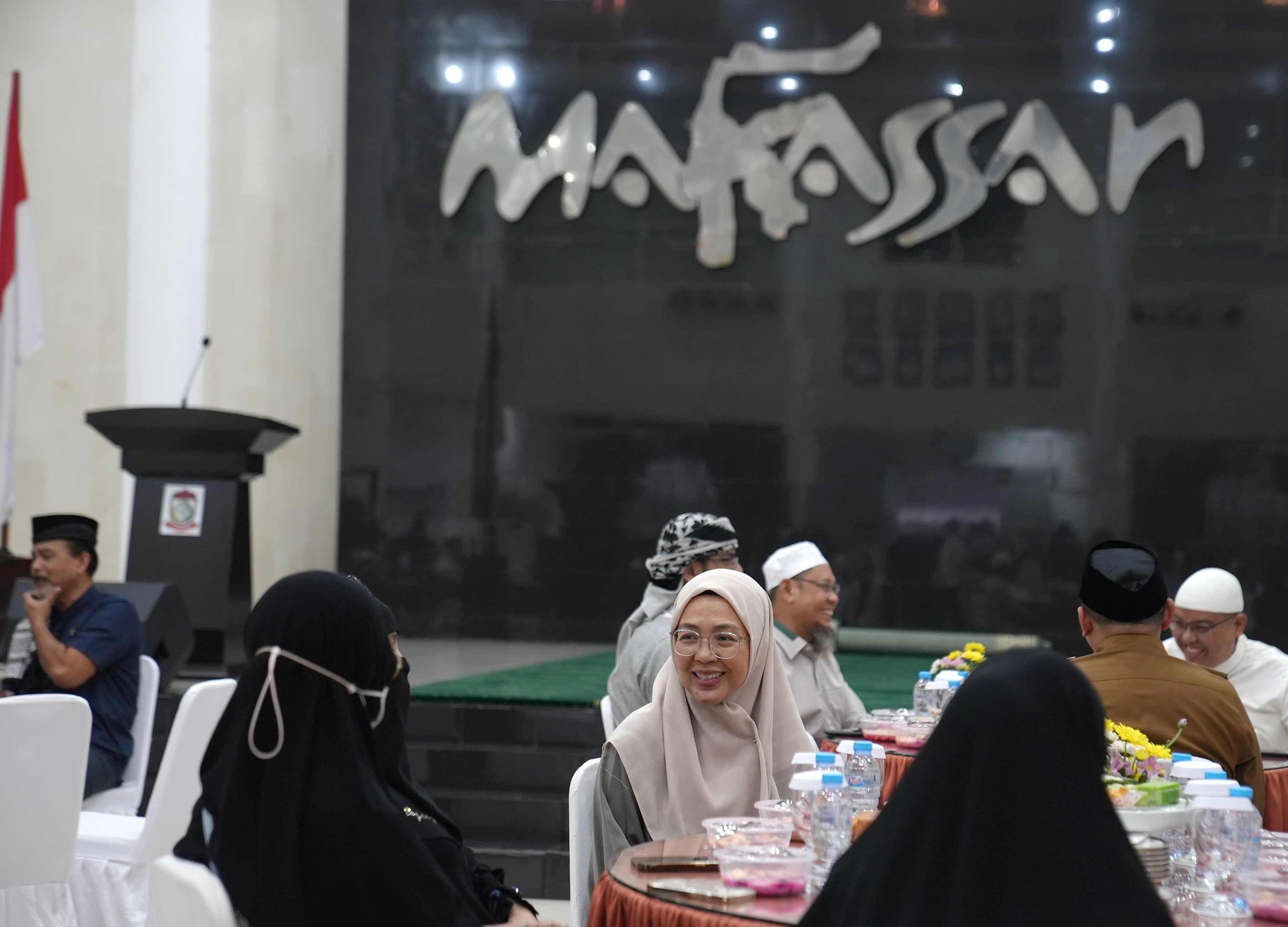 Melinda Aksa Hadiri Buka Puasa Bersama Pemkot Makassar, Pererat Sinergi Forkopimda dan Ormas Keagamaan