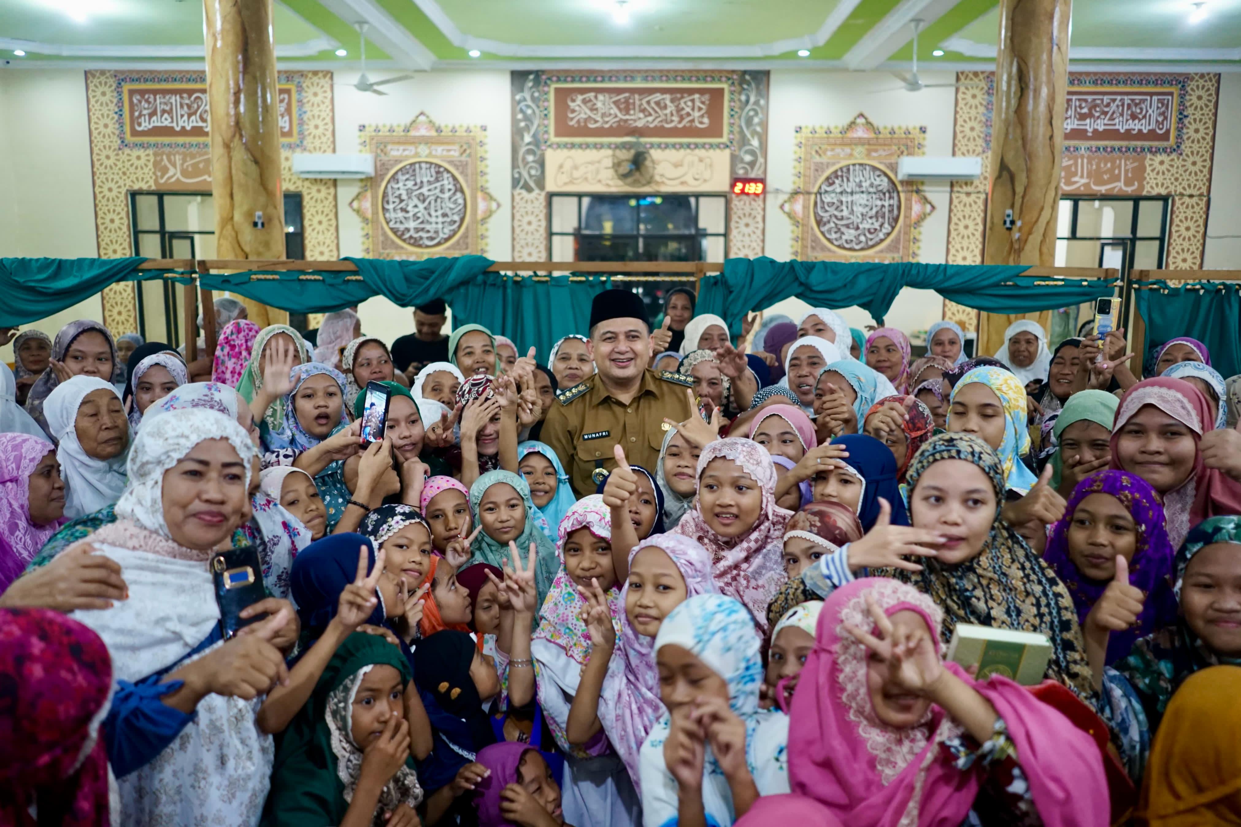 Wali Kota Makassar Ajak Warga Kapasa Pererat Keharmonisan di Bulan Ramadan