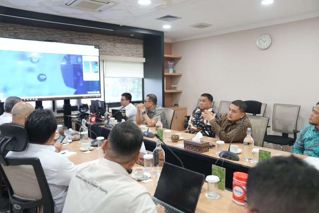 Wali Kota Munafri Perjuangkan Akses Laut dan Dermaga Pulau di Kemenhub