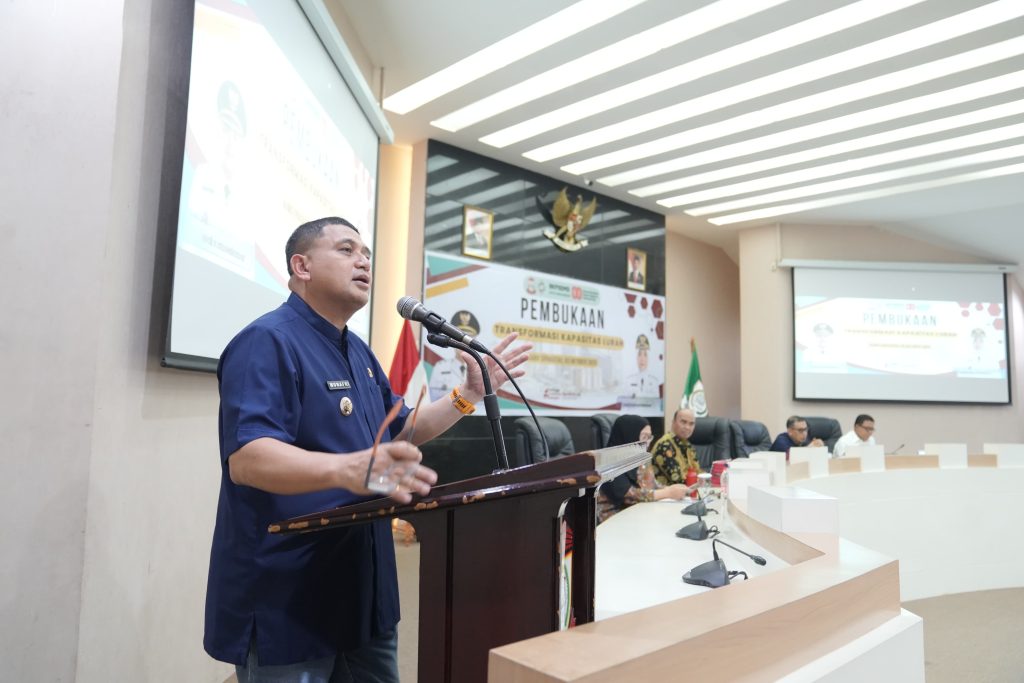 Wali Kota Makassar Buka Bimtek Transformasi Kapasitas Lurah se-Makassar