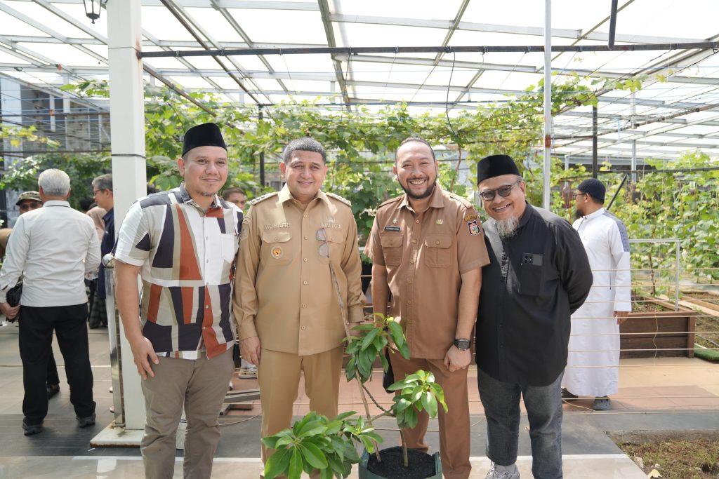 Wali Kota Makassar Launching Gerakan Urban Farming di Bukit Baruga