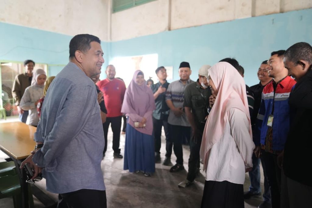 Wali Kota dan Ketua TP PKK Makassar Tinjau Urban Farming-Bank Sampah Program CSR Pertamina