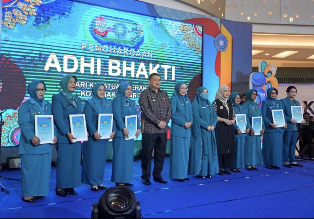 Puncak Gebyar PKK, Melinda Aksa Beri Penghargaan Kader PKK Berdedikasi
