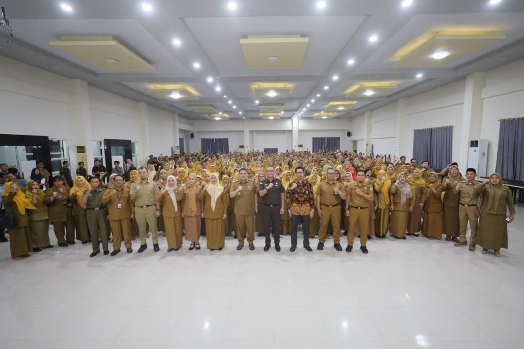 Munafri Peringatkan Kepsek Terkait Sekolah Bukan Tempat Bisnis