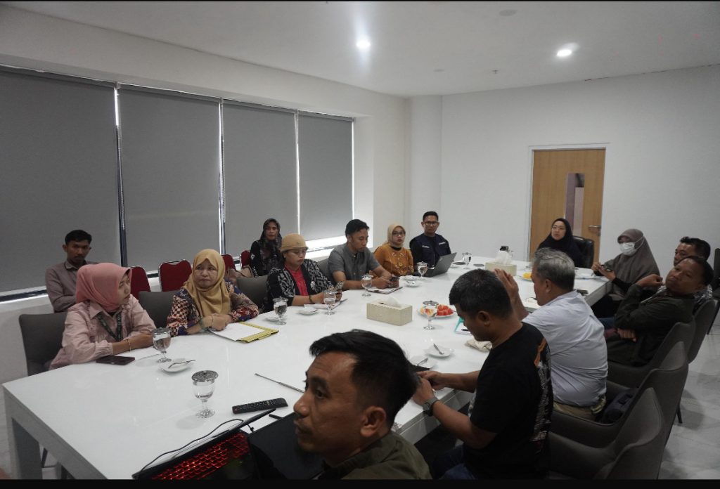 TP PKK Kota Makassar Gandeng DLH Siapkan Langkah Strategis Atasi Permasalahan Sampah