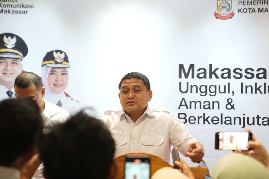 Pemkot Makassar Jawab Kebutuhan Transportasi Siswa Lewat Bus Gratis