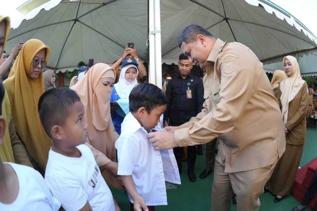 Wali Kota Munafri Tegaskan Komitmen Pendidikan Berkualitas Tanpa Beban