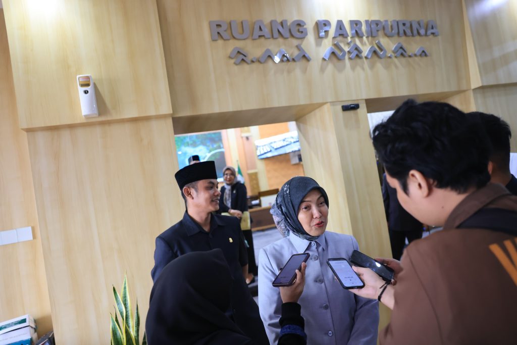 Aliyah Mustika Ilham Tegaskan Komitmen Transparansi APBD di Rapat Paripurna DPRD Makassar