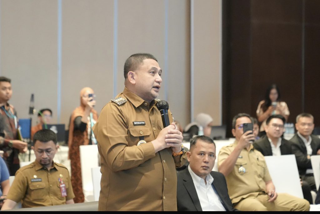 Hadiri RUPS GMTD, Munafri Ajak GMTD Bersinergi Perluas Akses Jembatan Barombong