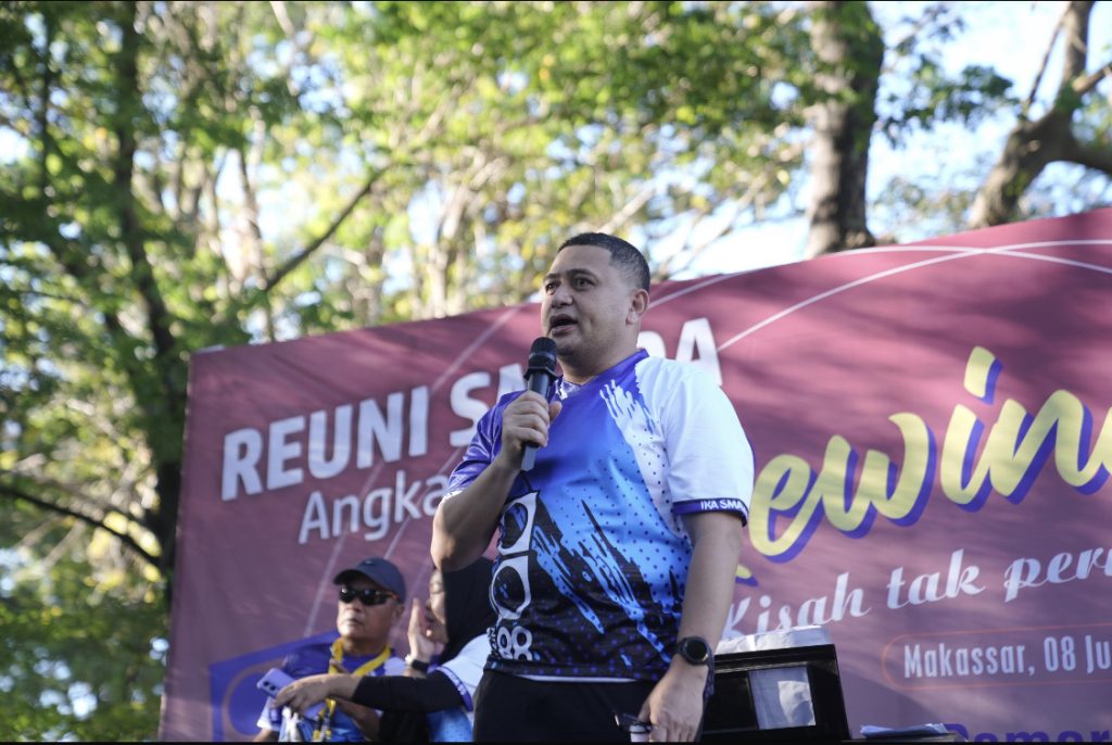 Bersama Kabarharkam Polri, Wali Kota Munafri Lepas Peserta Jalan Sehat SMADA 88 Makassar