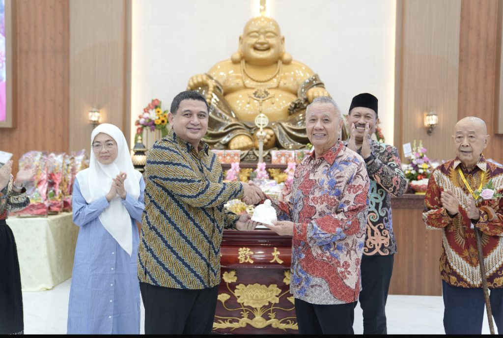 Munafri Resmikan Vihara Lahuta Maitreya, Tekankan Pentingnya Toleransi Beragama