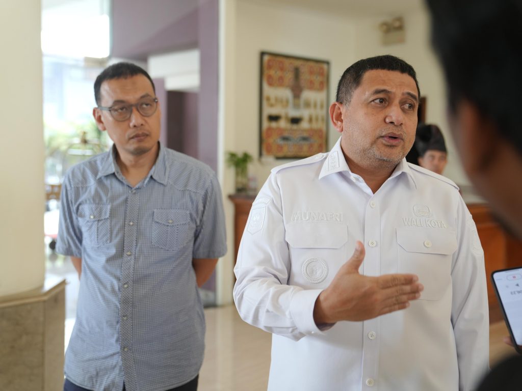 Menuju 100 Hari, Mulia Berikan Tukin Hingga Rp2,5 Juta Bagi Nakes dan Guru di Pulau