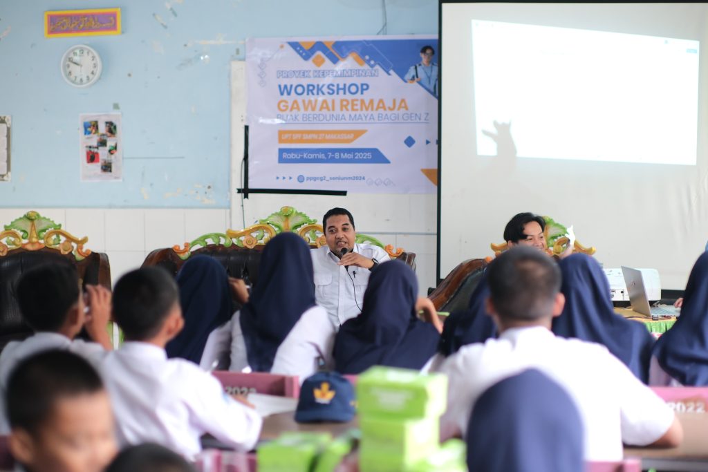 Hadapi Bahaya Digital, Kominfo Makassar Edukasi Pelajar SMP 27 Makassar