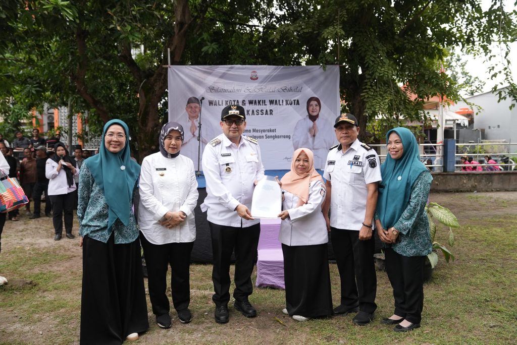 Appi-Aliyah Tinjau Pengelolaan Sampah dan Akses Listrik di Pulau Barrang Lompo