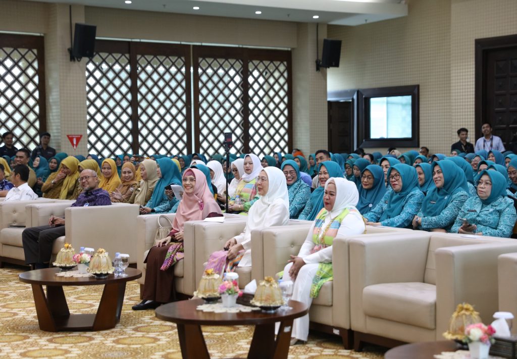 Melinda Aksa Sebut Perempuan Cerdas Finansial, Kunci Kesejahteraan Keluarga dan Bangga