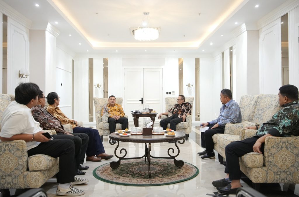 Bertemu YOSS, Appi Beberkan Kondisi Terbaru Lapangan Karebosi Siap Direvitalisasi