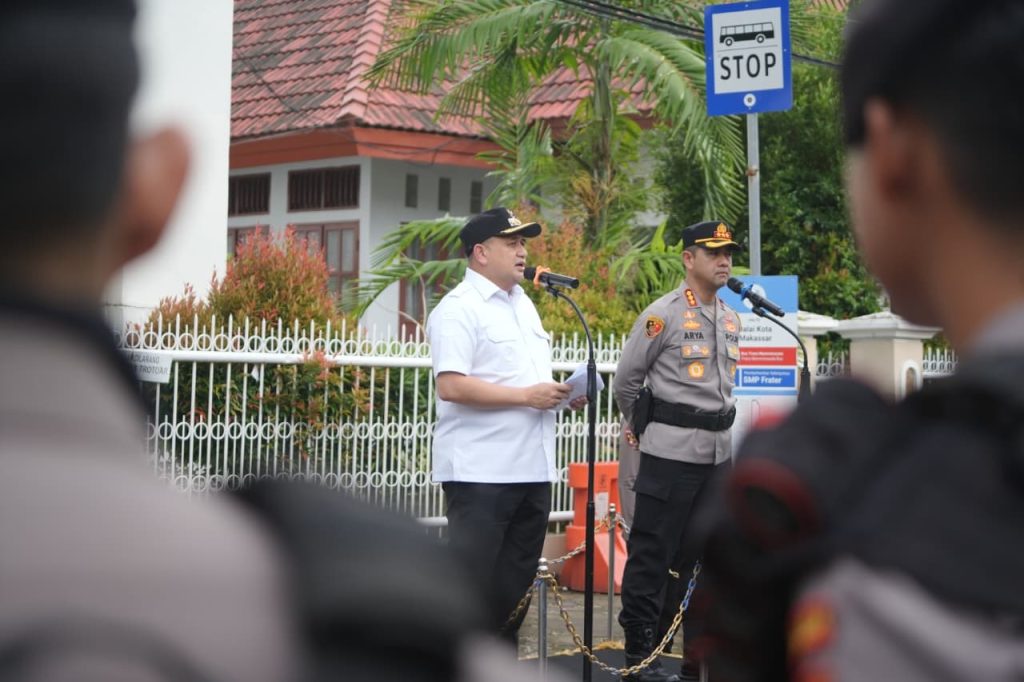 Wali Kota-Kapolrestabes Makassar Pimpin Apel Pengamanan Malam Tahun Baru 2026