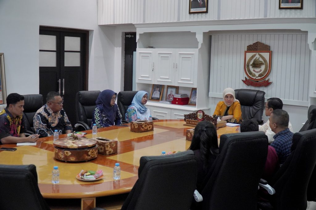 Aliyah Mustika Ilham Terima Audiensi STIE Ciputra, Bahas Campjur “Gender Equality”