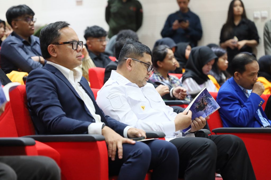 Wali Kota Munafri dan Wamendagri Bima Arya Berbagi Inspirasi Kepemimpinan di Kampus UNM